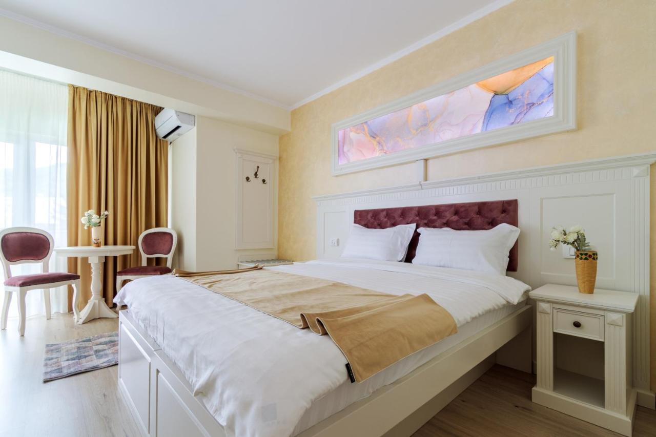 Hotel Central - Băile Olăneşti 외부 사진